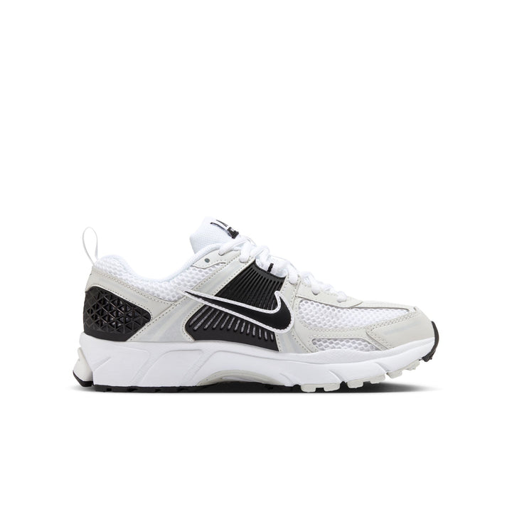 Nike Vomero 5 Sneakers