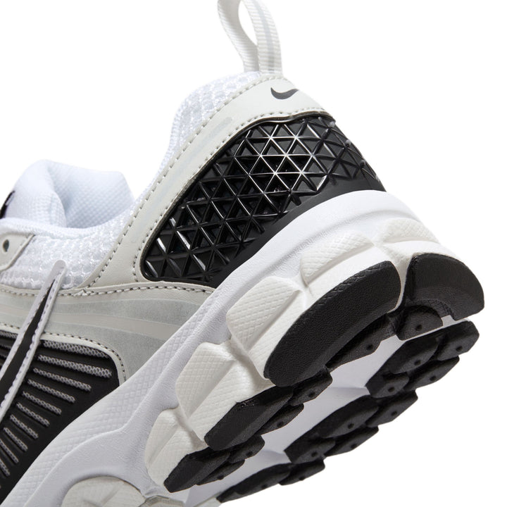 Nike Vomero 5 Sneakers