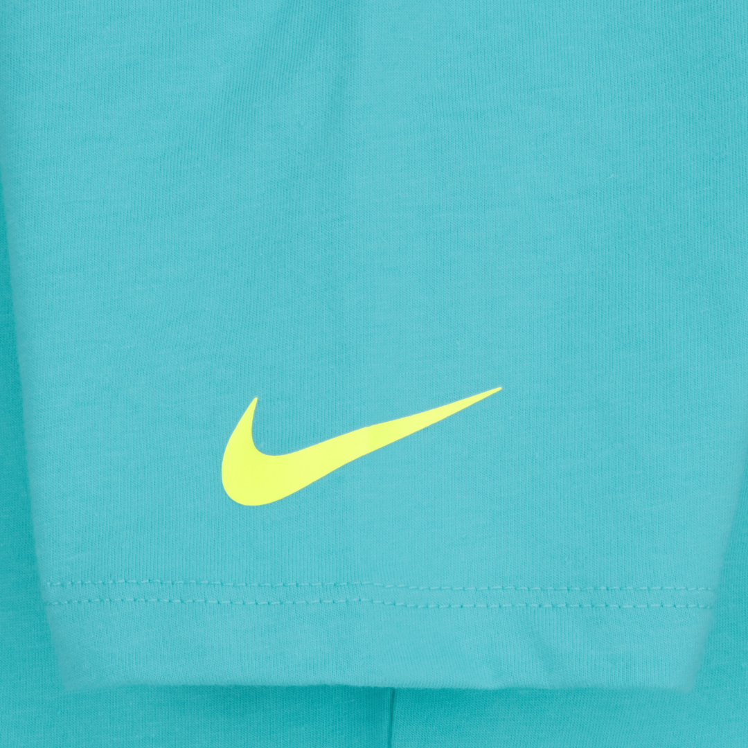 Nike Girls Femme Pop Green T-Shirt (Little Kids)