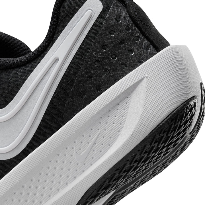 Nike G.T Cut 3 Basketball Shoes Black & White Sneakers (Big Kids)
