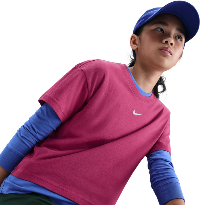 Nike Girls Sportswear Essential Boxy T-Shirt Sweet Beet (Big Kids)