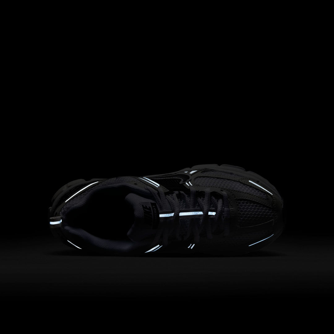 Nike Vomero 5 Sneakers