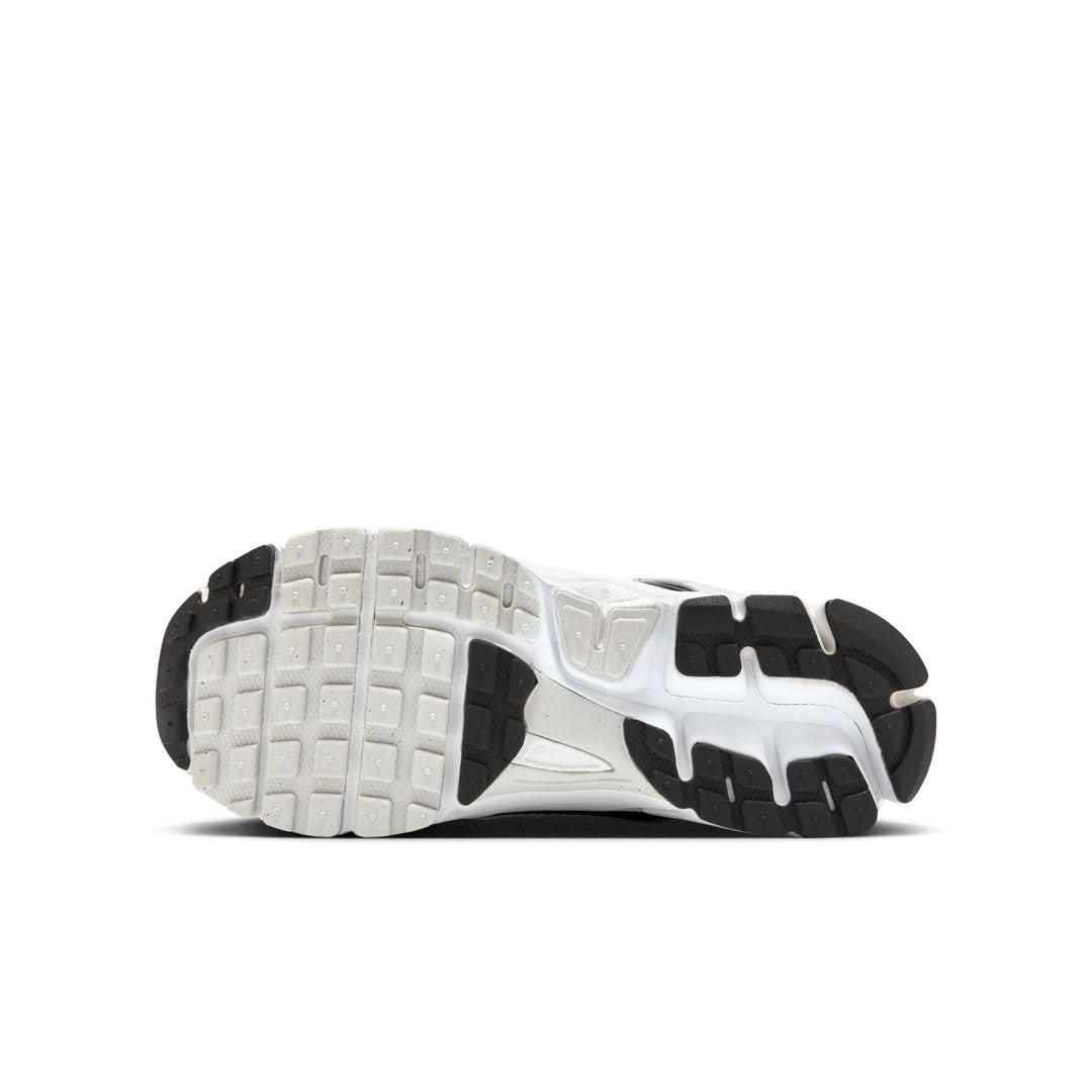 Nike Vomero 5 Sneakers