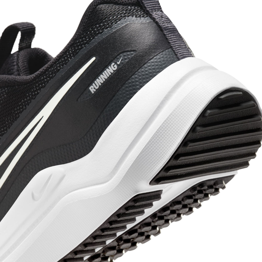 Nike Cosmic Runner Shoes (Big Kids)