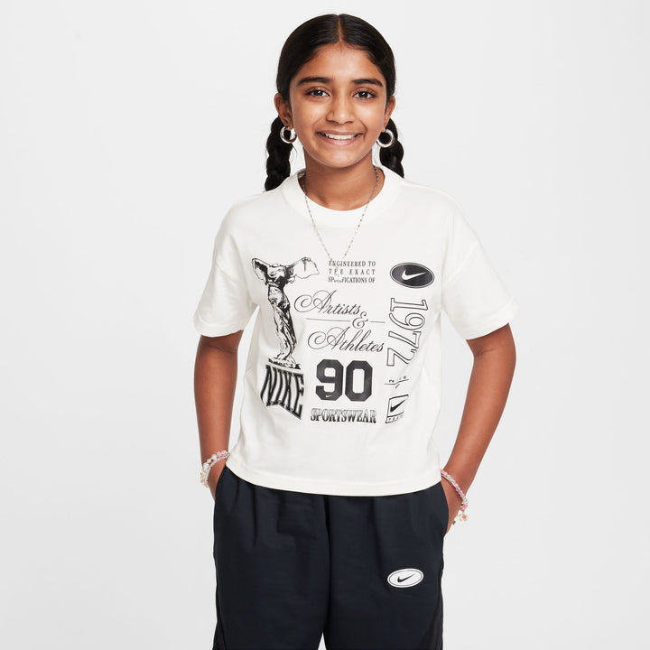 Nike Sportwear T-Shirt (Big Kids)
