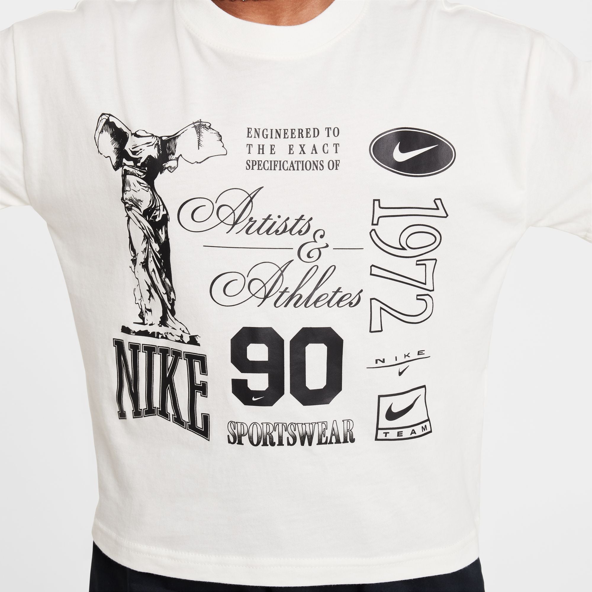 Nike Girls Sportswear Dance T-Shirt (Big Kids)