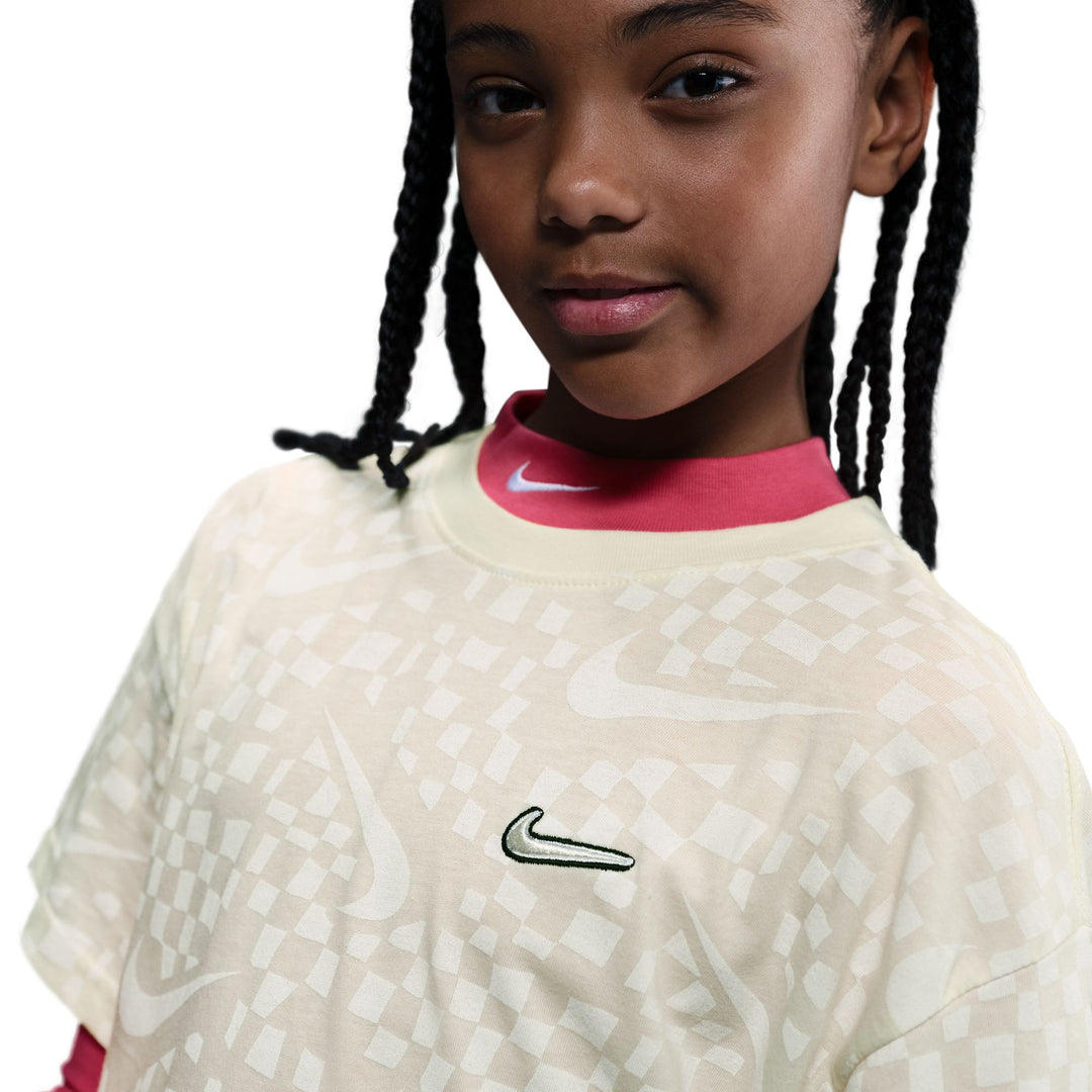 Nike Girls Sportswear Cozy T-Shirt (Big Kids)