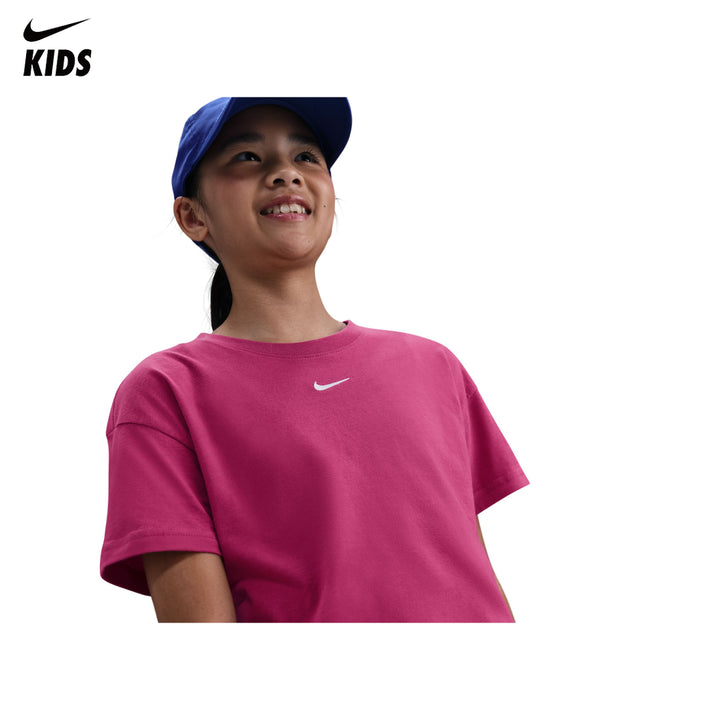 Nike Girls Sportswear Boxy Essential T-Shirt (Big Kids)