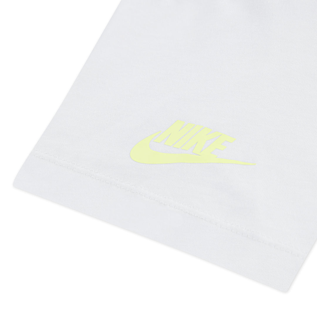 Nike Girls Flow-Ral Boxy Graphic White T-Shirt (Little Kids)