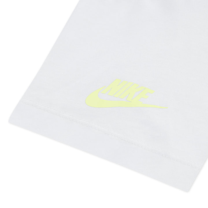 Nike Girls Flow-Ral Boxy Graphic White T-Shirt (Little Kids)