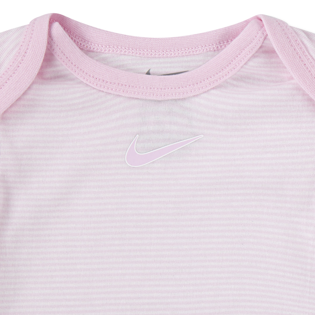 Nike Be Stripe Swooshfetti 2-Pack Bodysuits & Shorts Set (Infant)