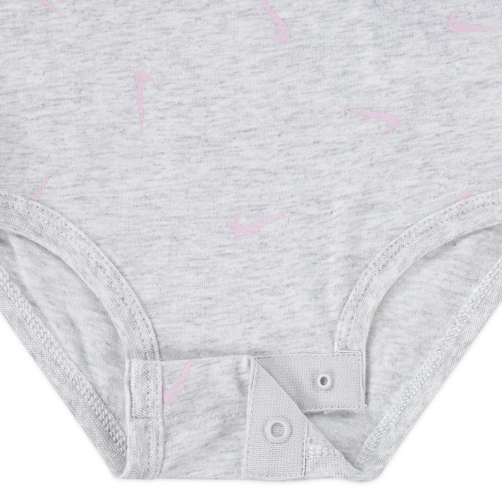 Nike Be Stripe Swooshfetti 2-Pack Bodysuits & Shorts Set (Infant)