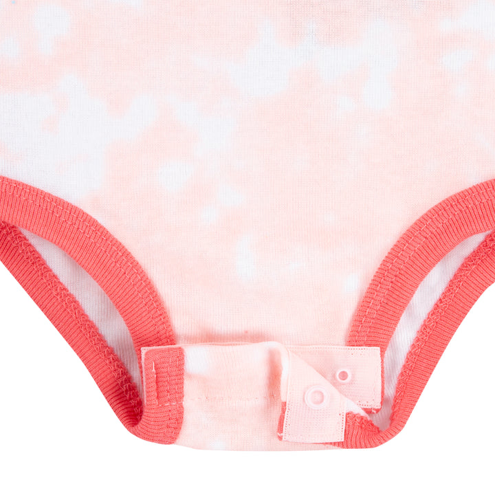 Nike 3-Piece Cloud-Dye Days Bodysuit, Hat & Bib Pink Set (Infant)