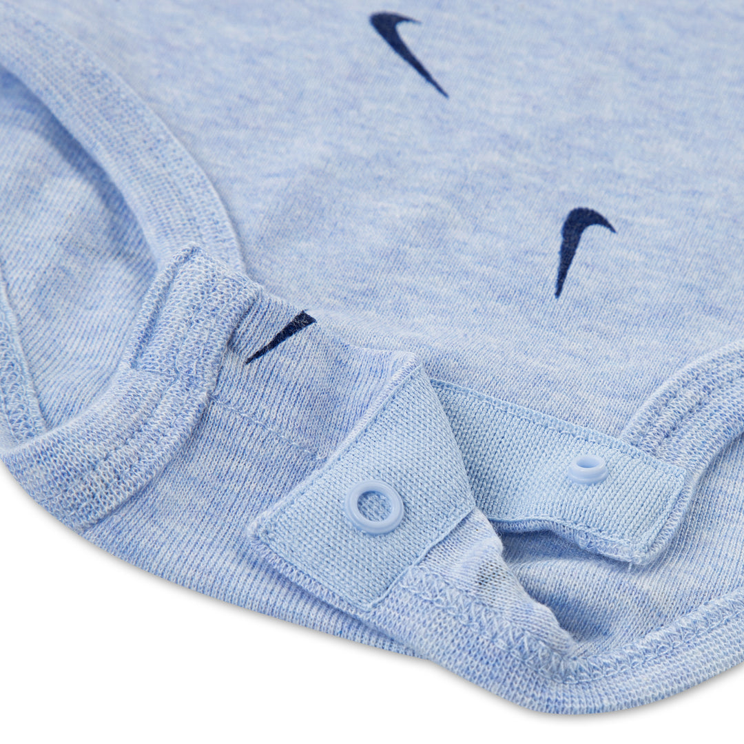 Nike 3-Piece Bodysuit, Pants & Socks Blue Set (Infant)