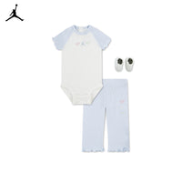 Jordan Girls 3-Piece Love is in the "Air" Box Set (Newborn)