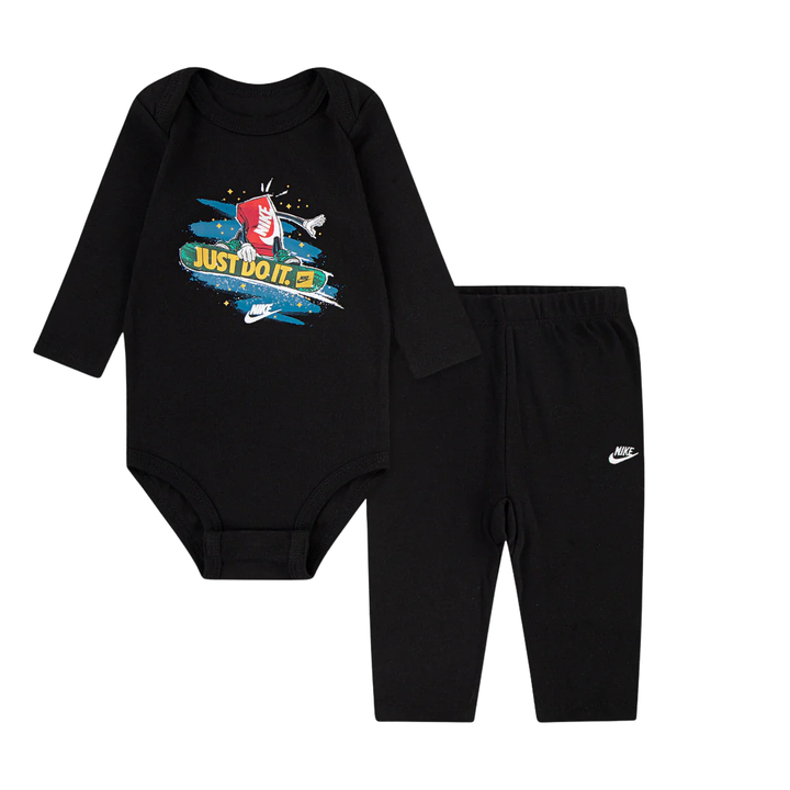 Nike 3-Piece Holiday Bodysuit, Pants & Socks Gift Box Set (Infant)